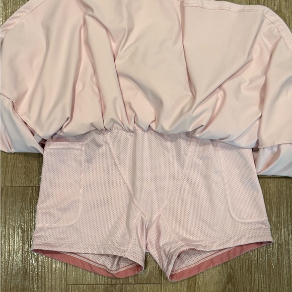 iuga pink exercise tennis skort - Picture 4 of 4